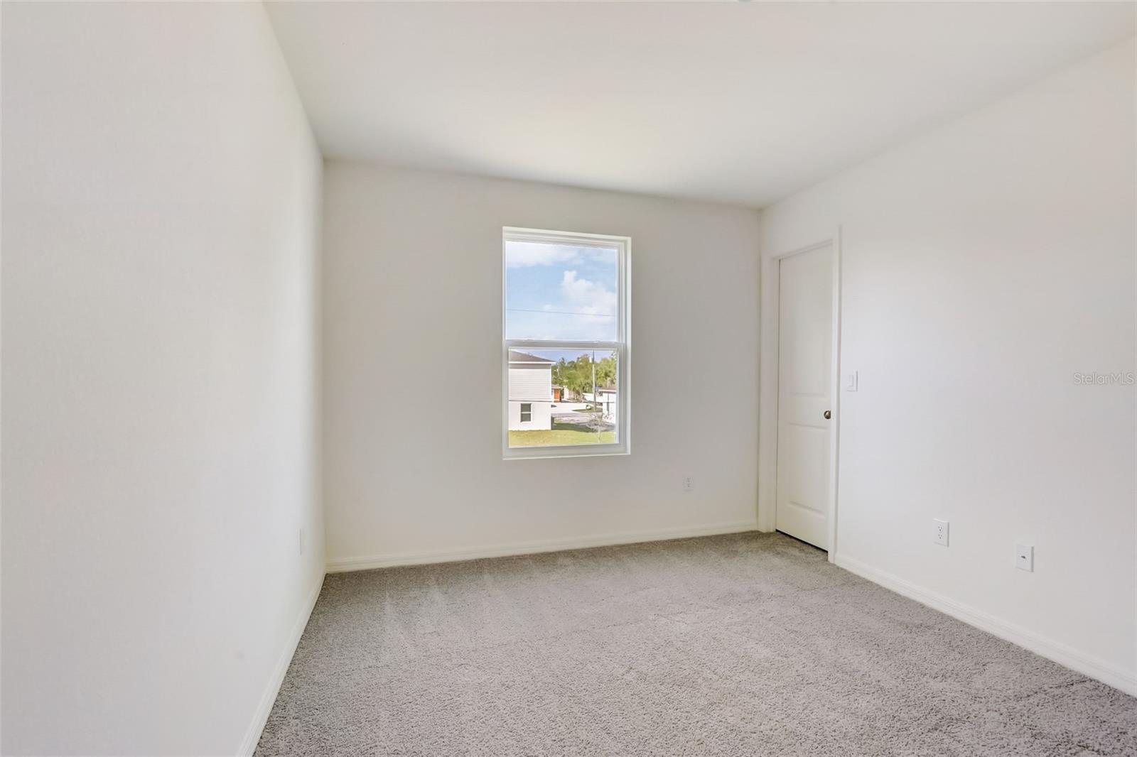 Image 27 of 49 For 18719 Kerrville Circle