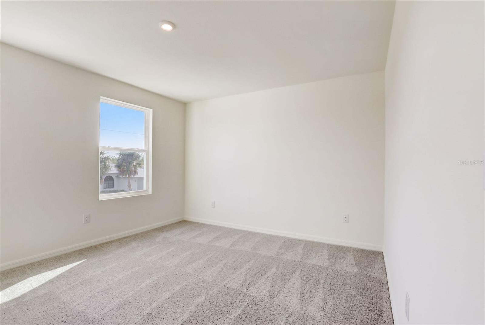 Image 30 of 49 For 18719 Kerrville Circle