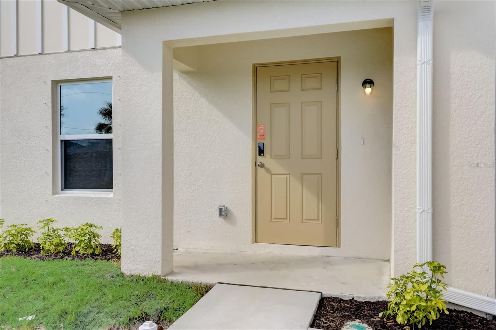 Image 4 of 49 For 18719 Kerrville Circle