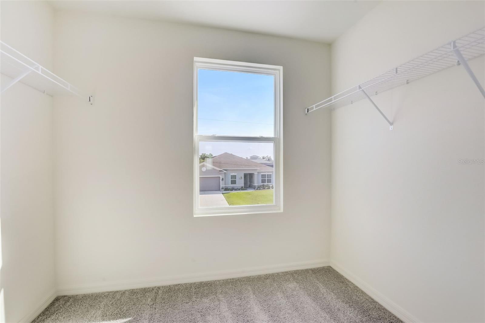 Image 41 of 49 For 18719 Kerrville Circle