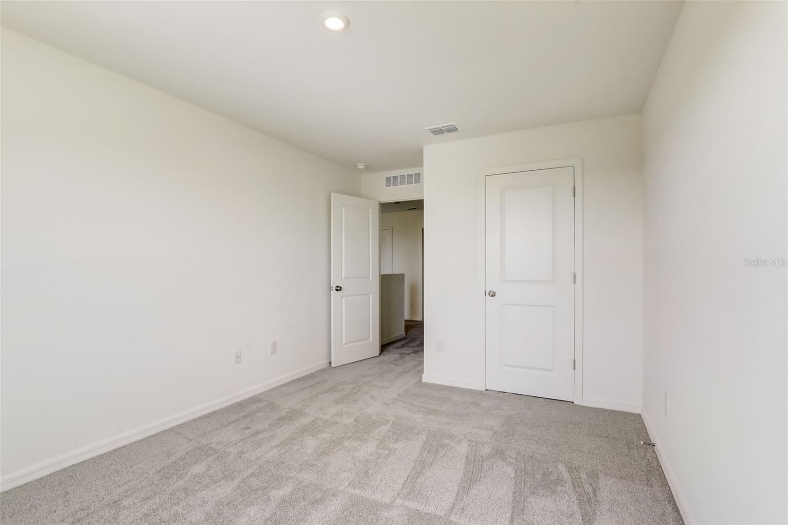 Image 44 of 49 For 18719 Kerrville Circle
