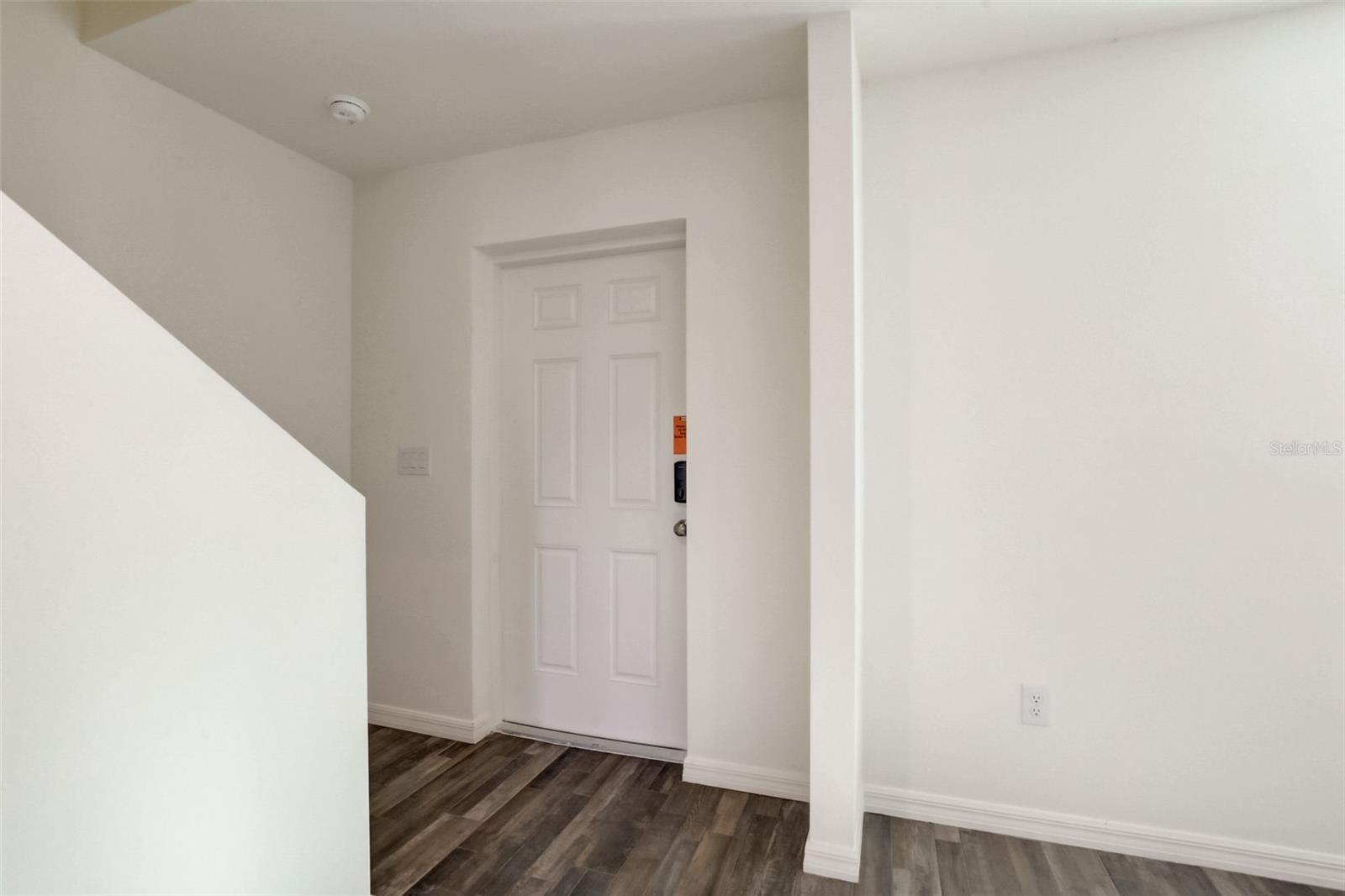 Image 5 of 49 For 18719 Kerrville Circle