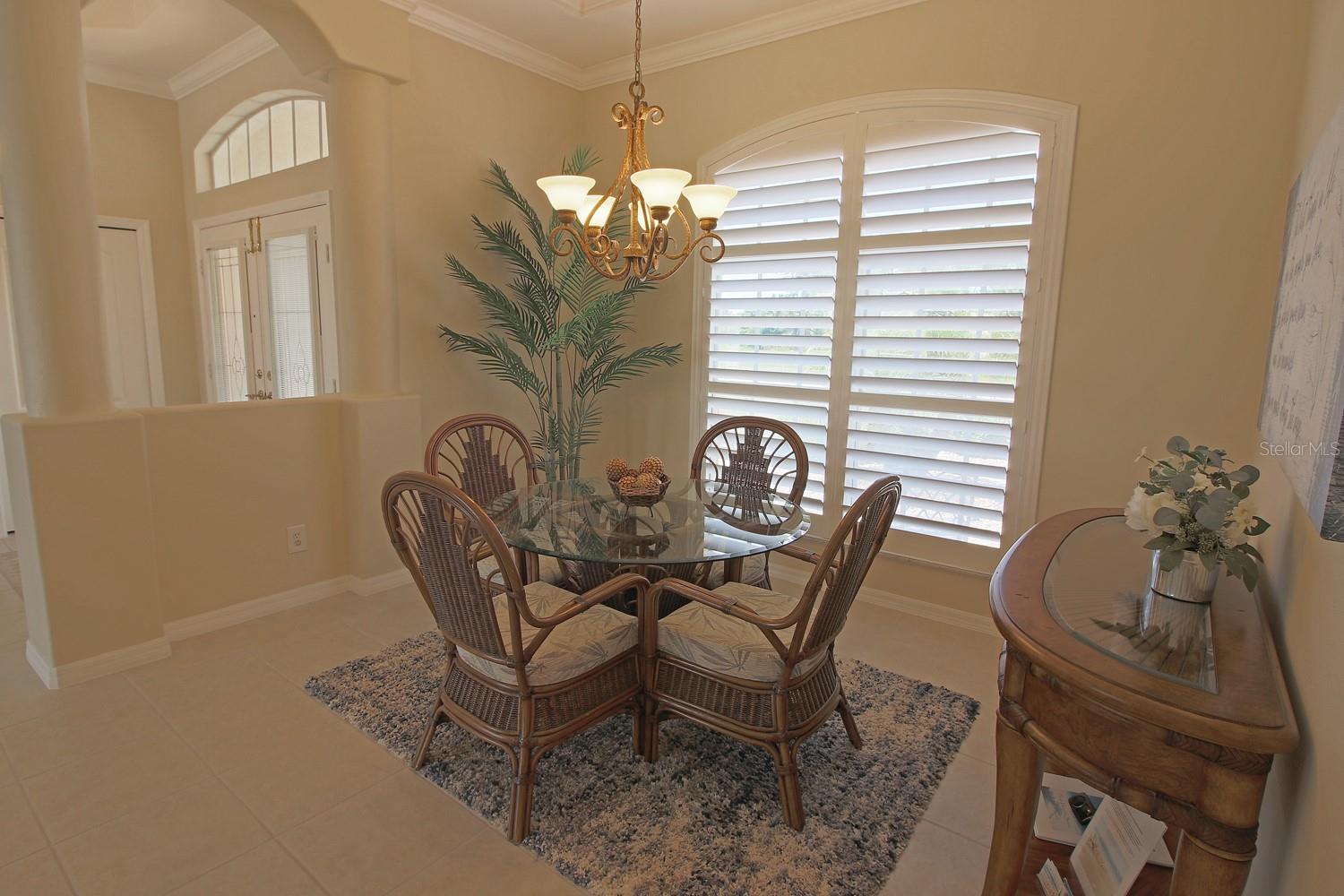 Image 13 of 53 For 811 Rotonda Circle