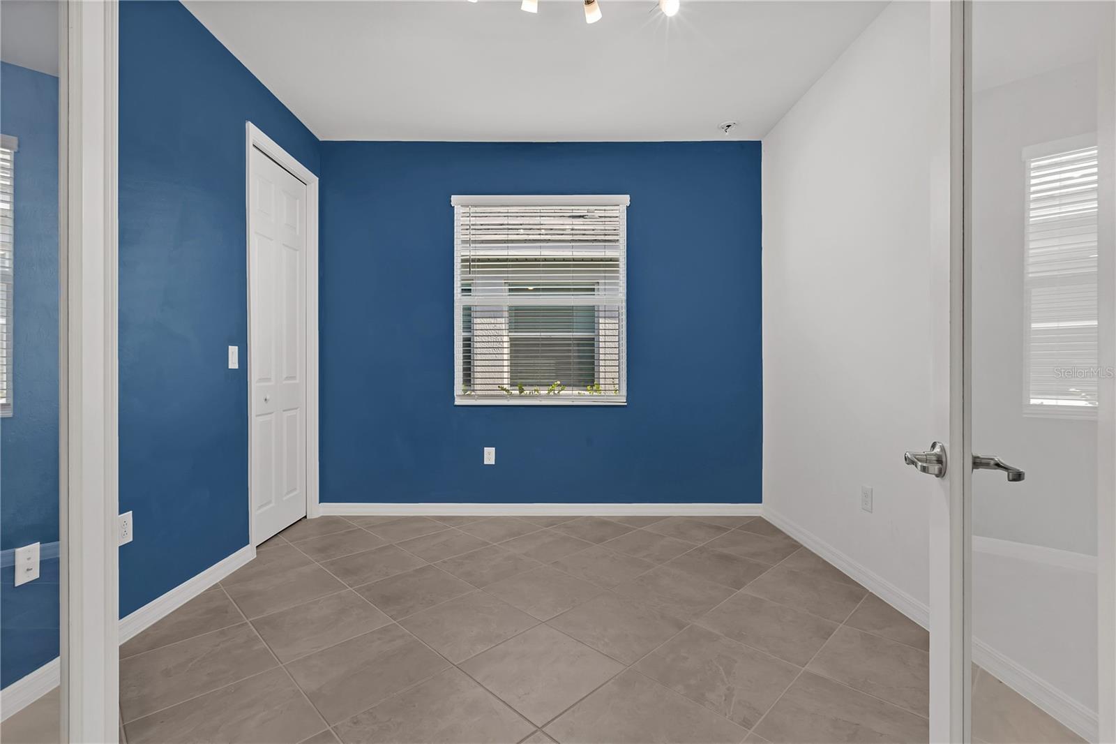 Image 10 of 50 For 15991 Sugar Hill Drive