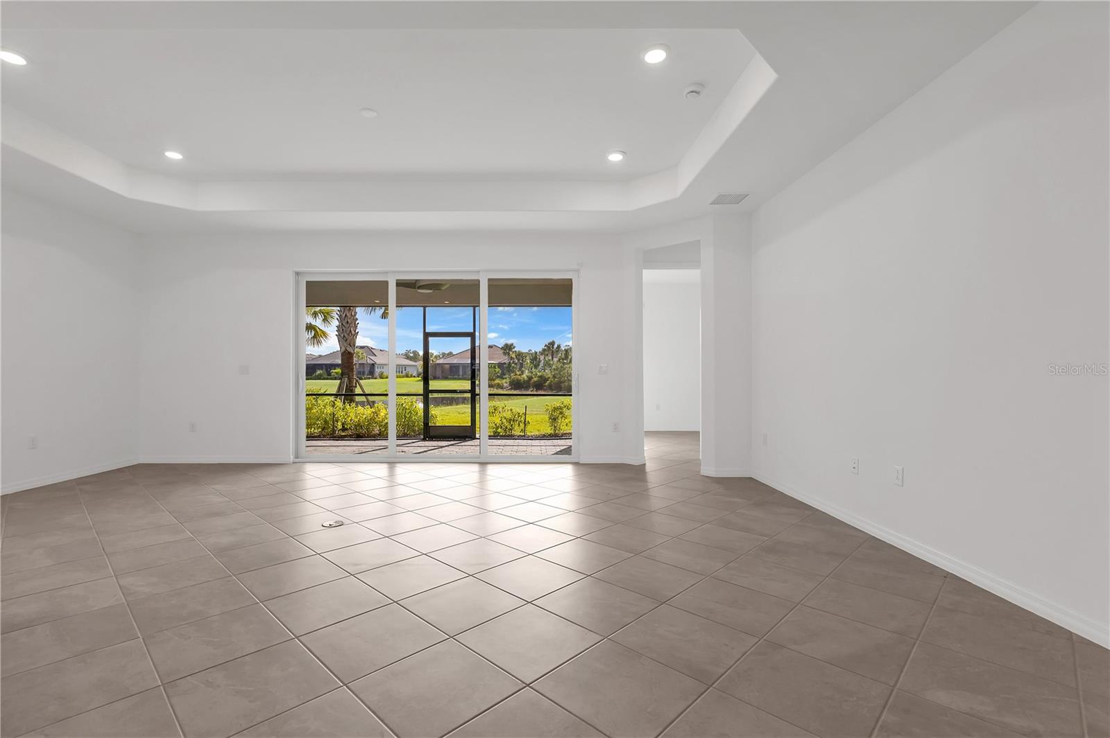 Image 16 of 50 For 15991 Sugar Hill Drive