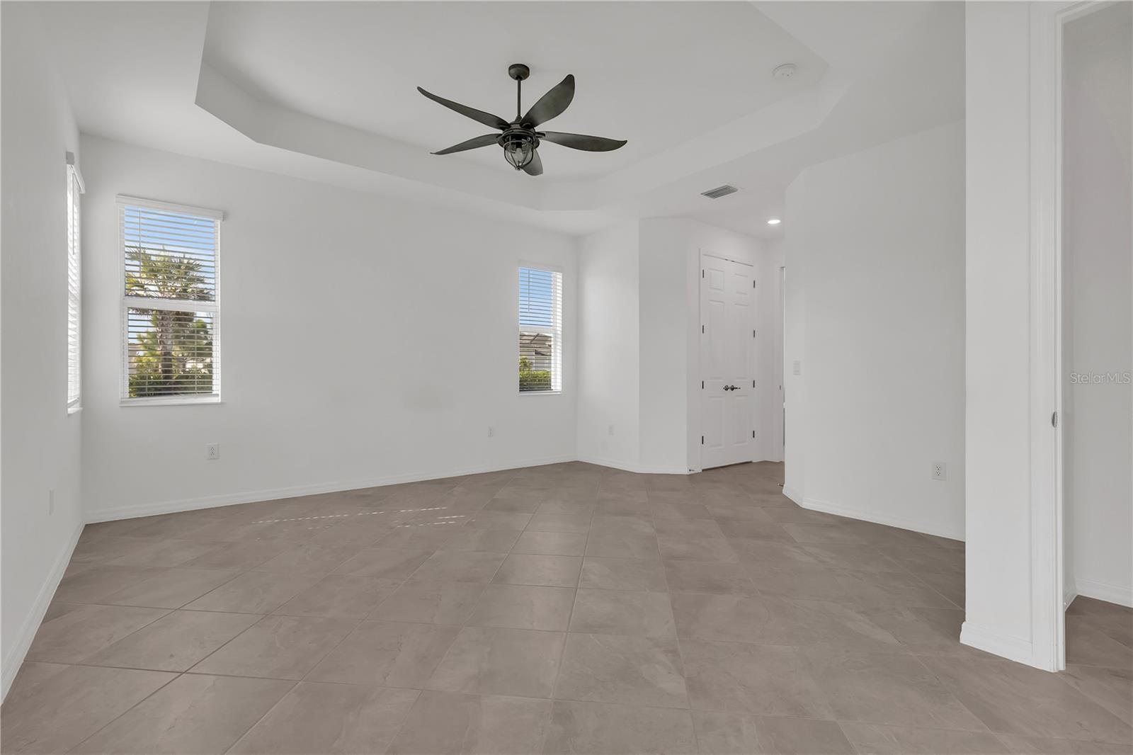Image 19 of 50 For 15991 Sugar Hill Drive