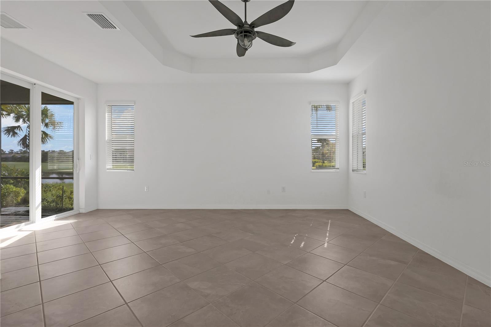 Image 20 of 50 For 15991 Sugar Hill Drive