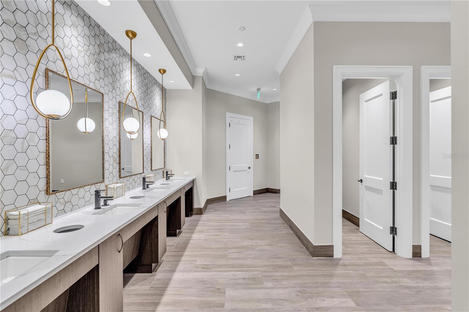 Image 32 of 50 For 15991 Sugar Hill Drive