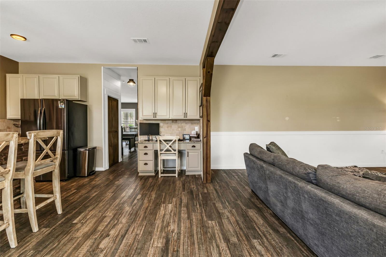 Image 20 of 80 For 2724 Suncoast Lakes Boulevard