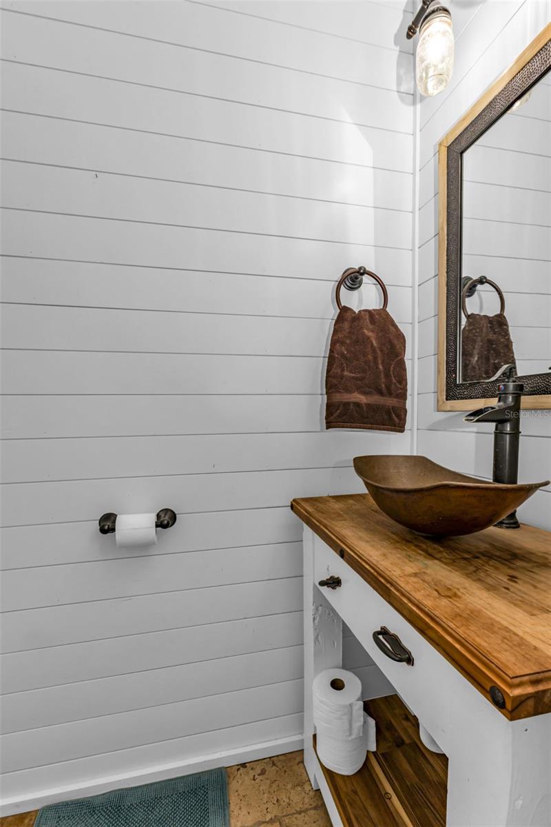 Image 26 of 80 For 2724 Suncoast Lakes Boulevard