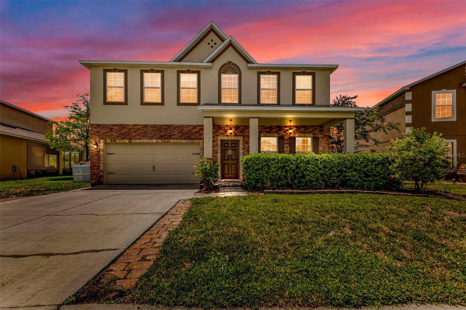 Image 3 of 80 For 2724 Suncoast Lakes Boulevard