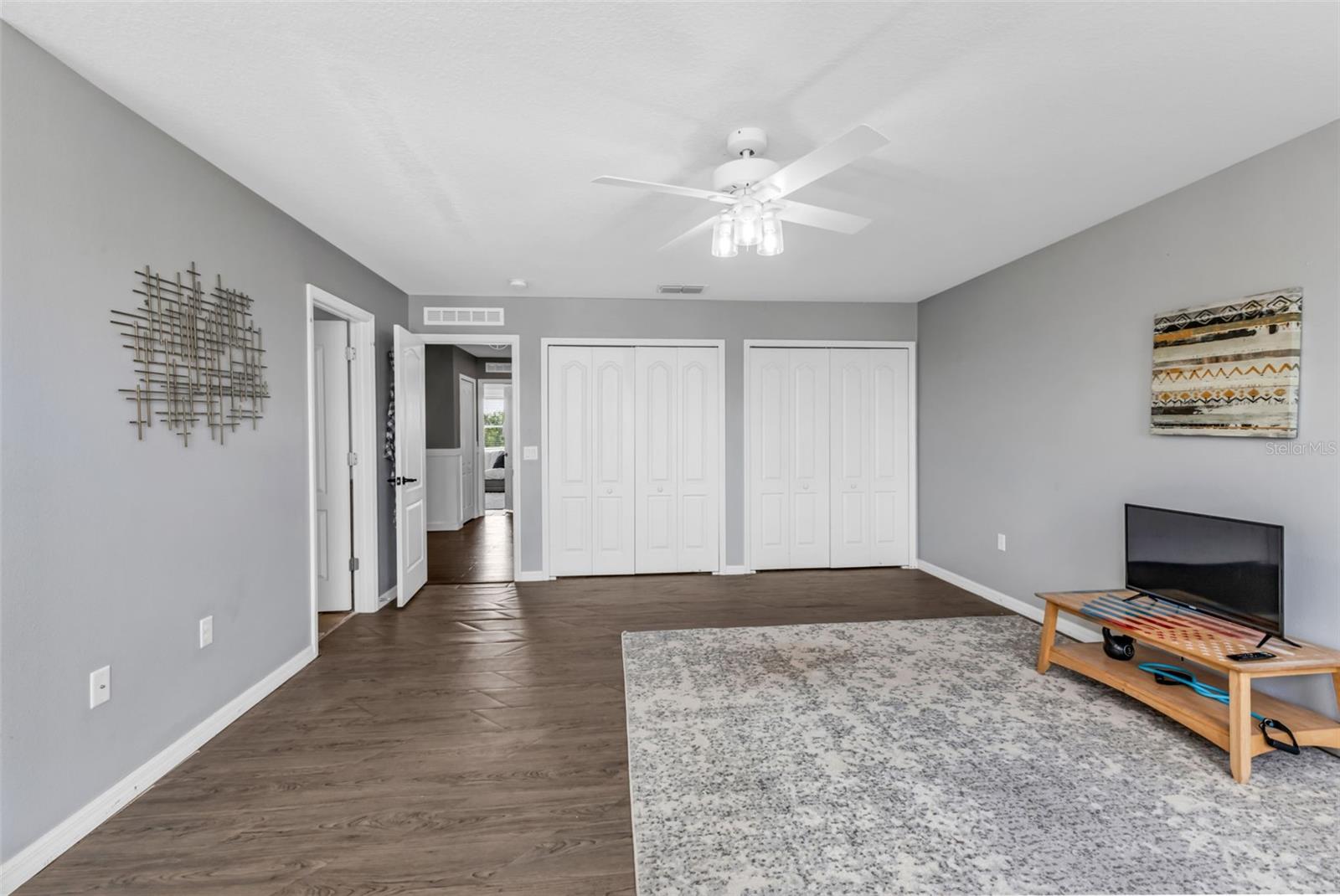 Image 32 of 80 For 2724 Suncoast Lakes Boulevard