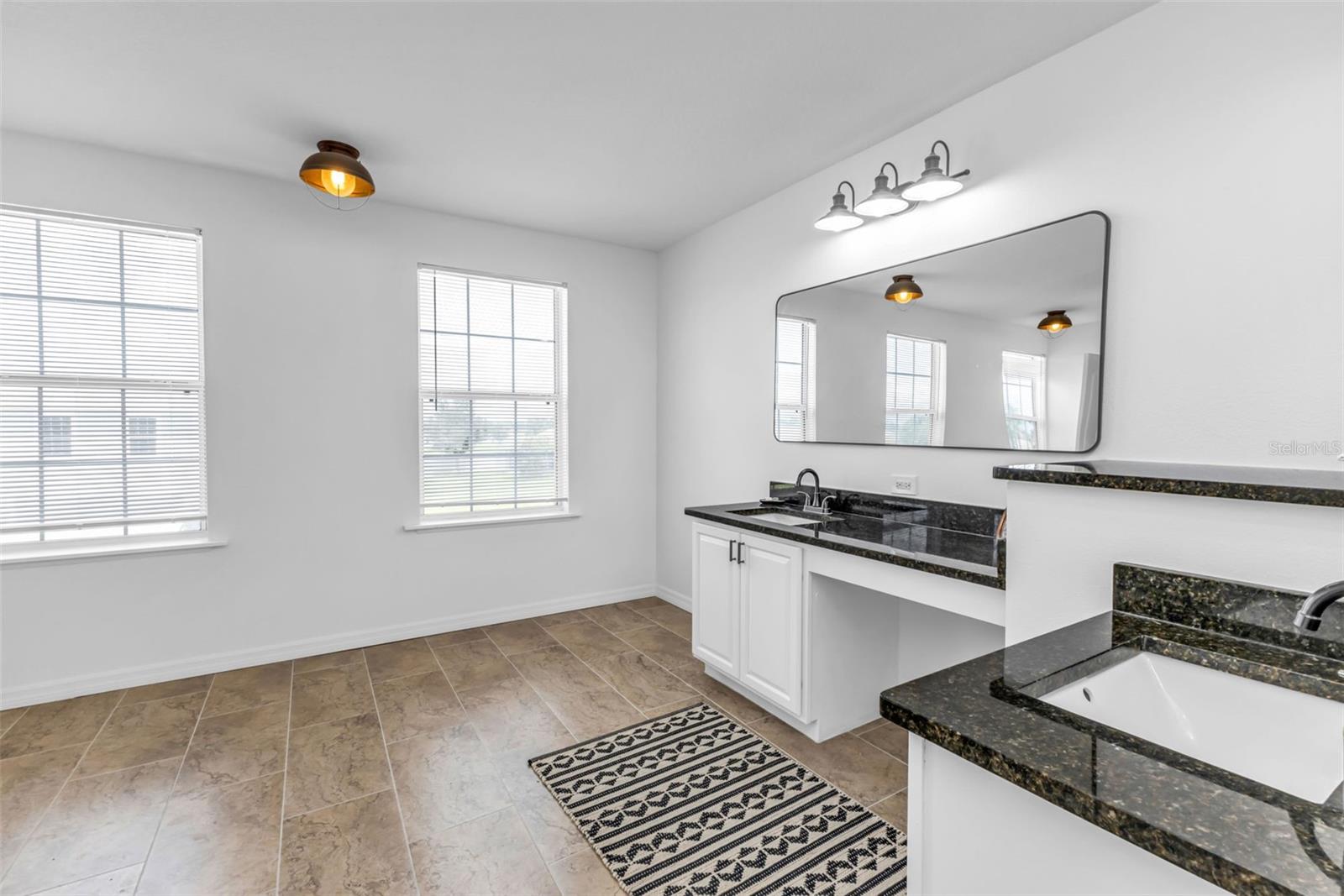Image 43 of 80 For 2724 Suncoast Lakes Boulevard