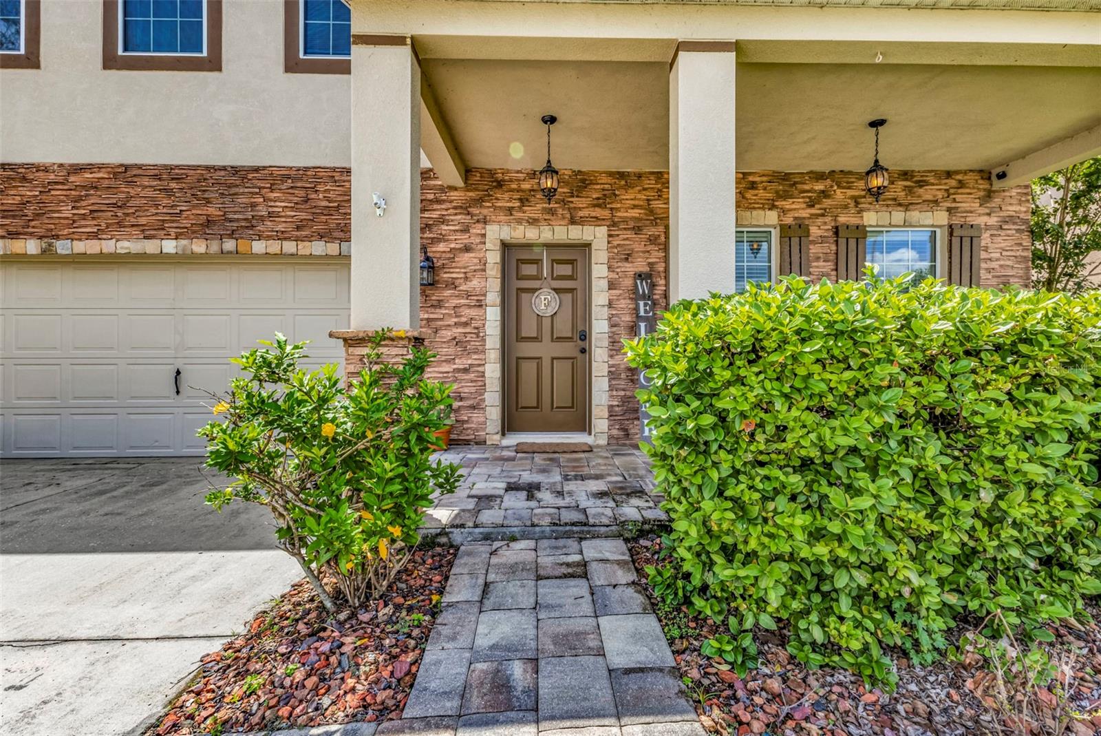 Image 5 of 80 For 2724 Suncoast Lakes Boulevard