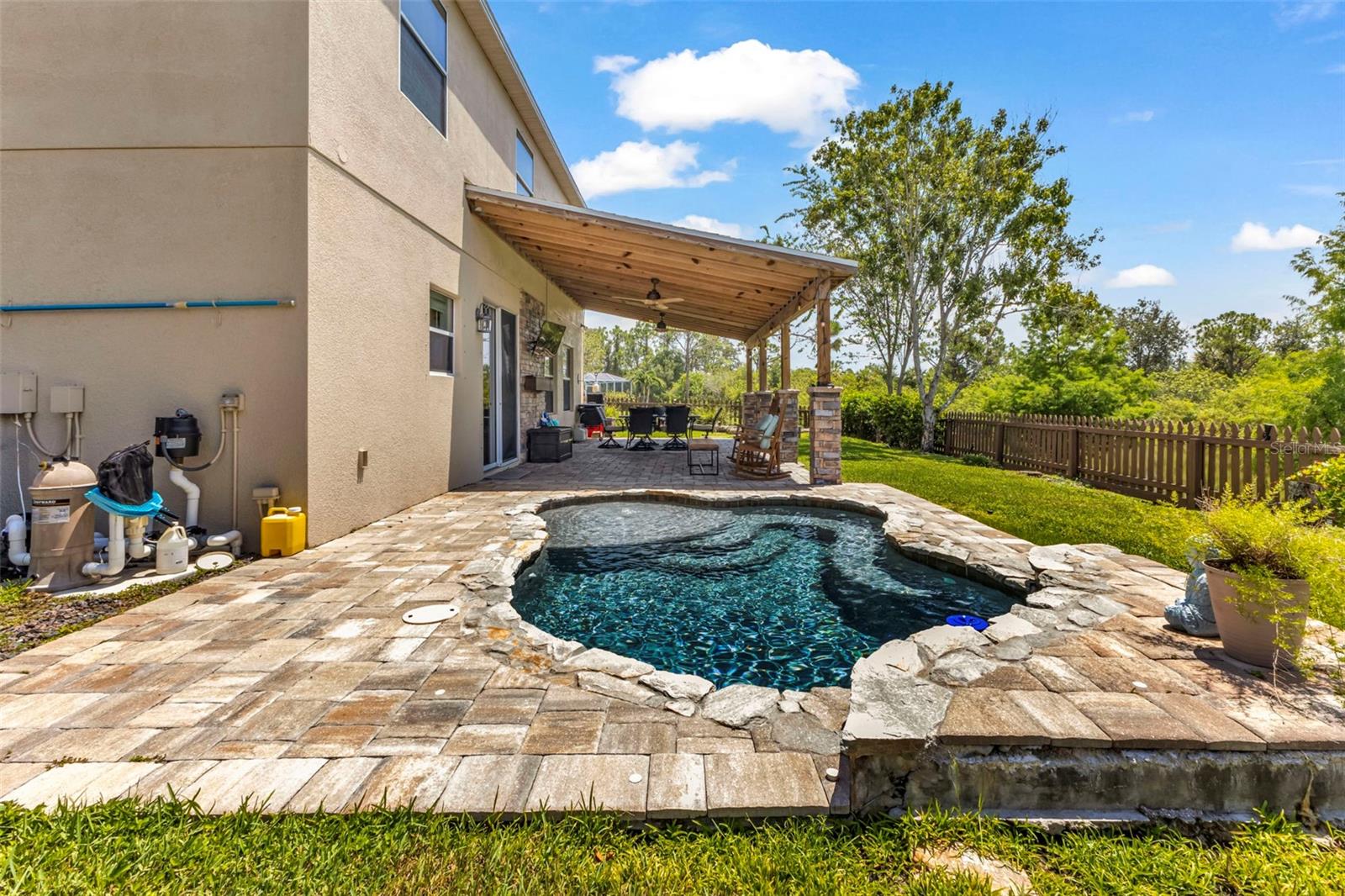 Image 53 of 80 For 2724 Suncoast Lakes Boulevard