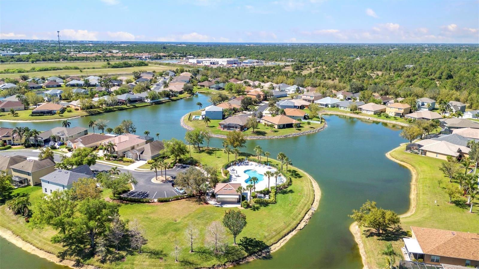 Image 59 of 80 For 2724 Suncoast Lakes Boulevard