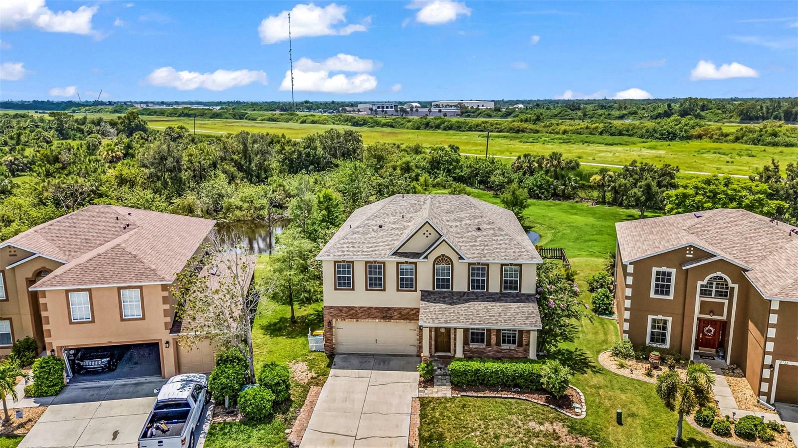Image 67 of 80 For 2724 Suncoast Lakes Boulevard