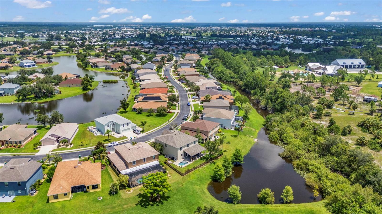 Image 75 of 80 For 2724 Suncoast Lakes Boulevard