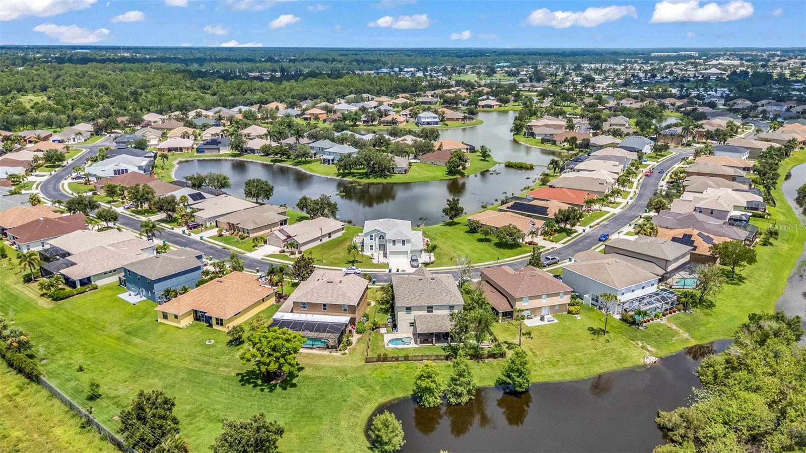 Image 77 of 80 For 2724 Suncoast Lakes Boulevard