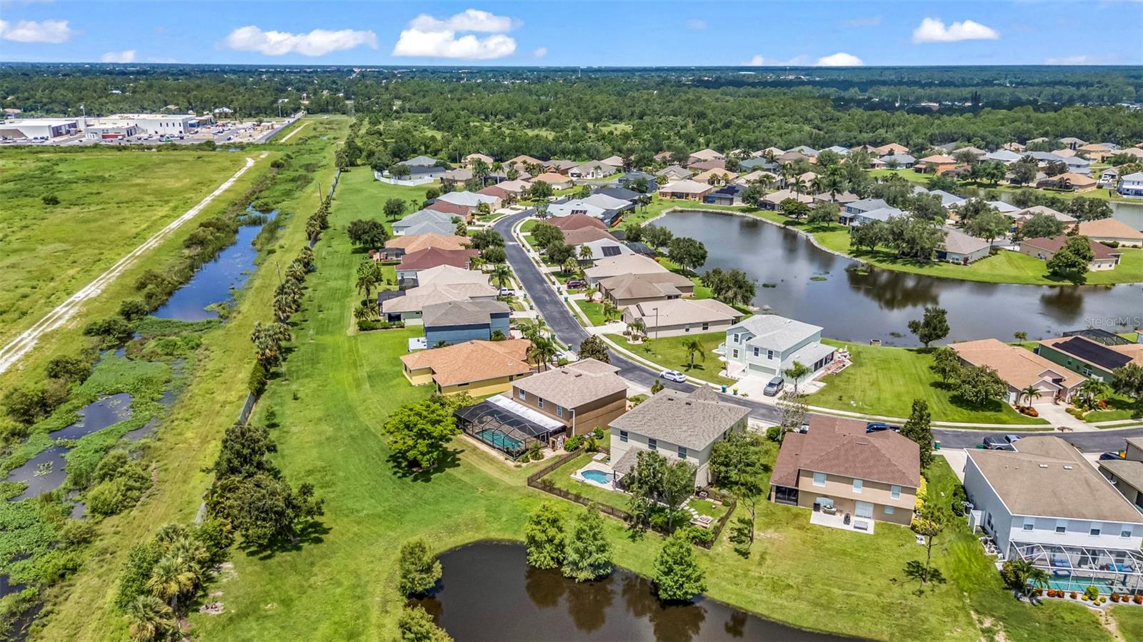 Image 79 of 80 For 2724 Suncoast Lakes Boulevard