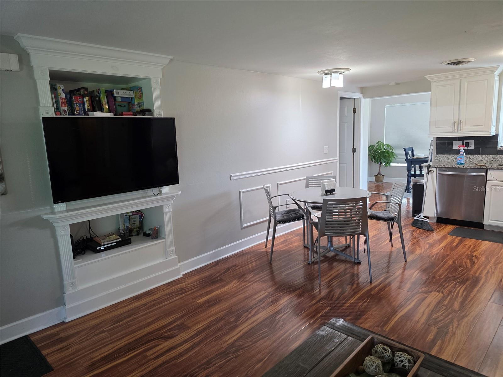 Image 3 of 20 For 2781 Gentian Road