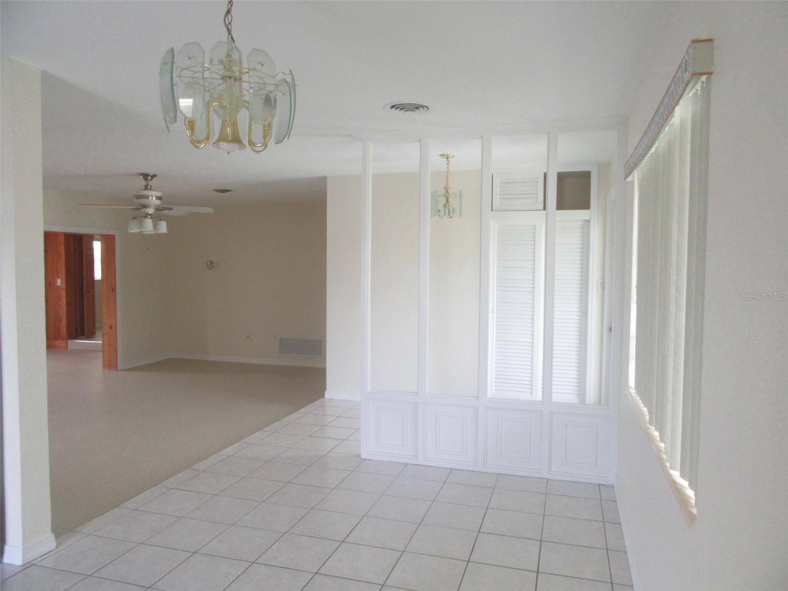 Image 4 of 34 For 21452 Edgewater Drive