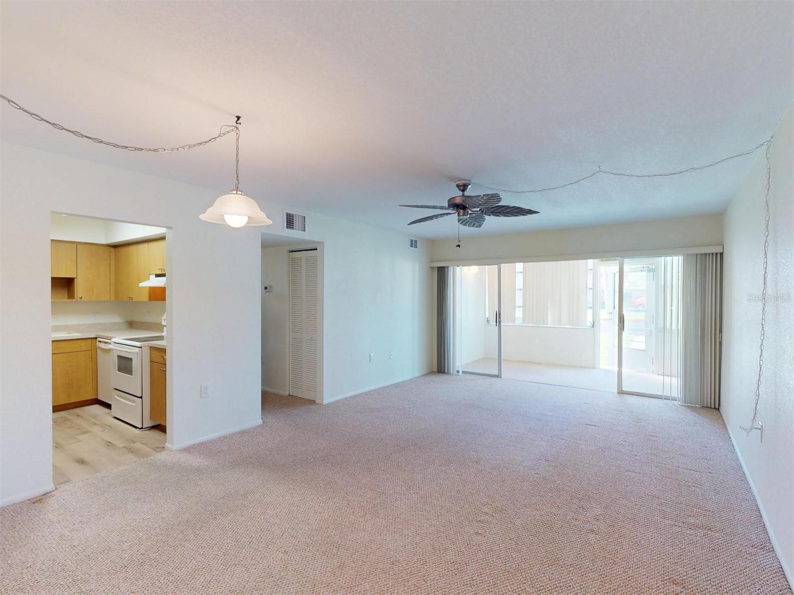 Image 2 of 32 For 21267 Gertrude Avenue 113