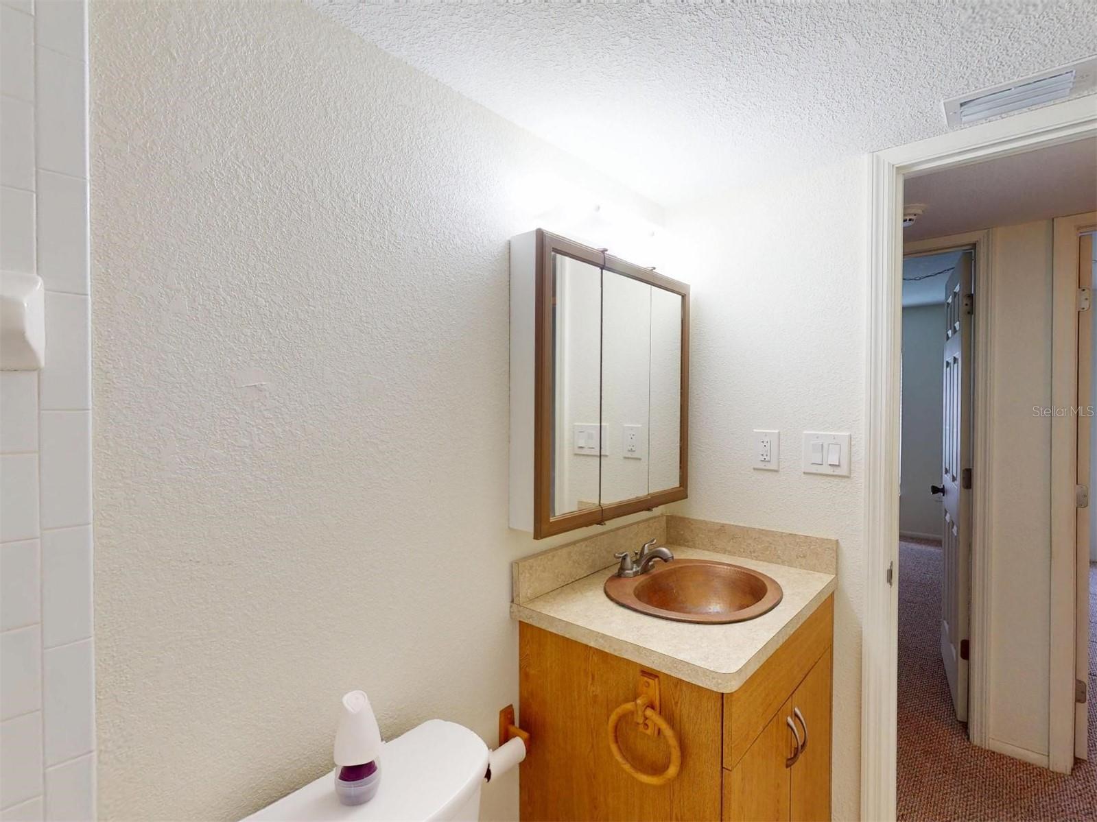 Image 20 of 32 For 21267 Gertrude Avenue 113