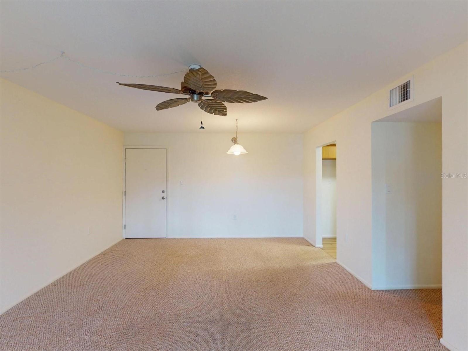 Image 6 of 32 For 21267 Gertrude Avenue 113