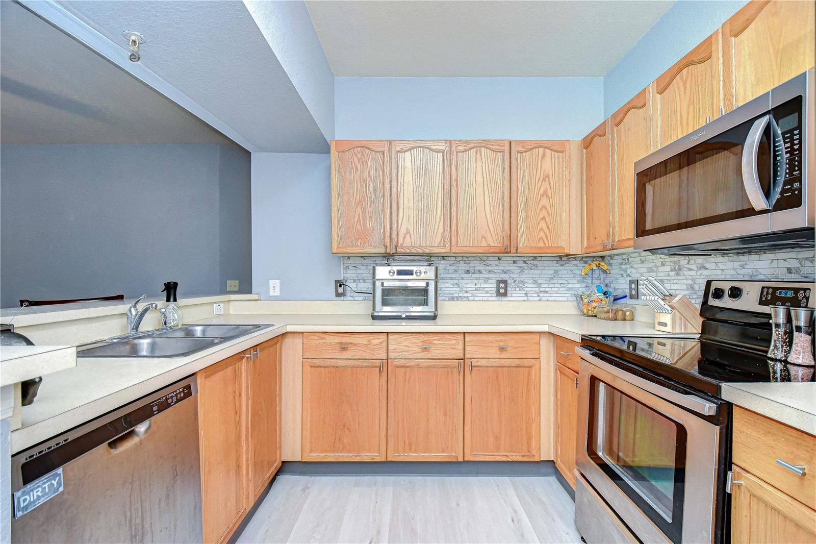 Image 22 of 38 For 5125 Palm Springs Boulevard 11202