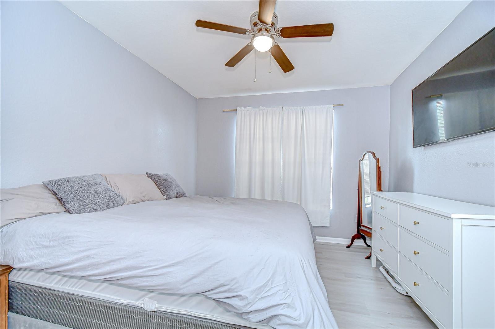 Image 5 of 38 For 5125 Palm Springs Boulevard 11202