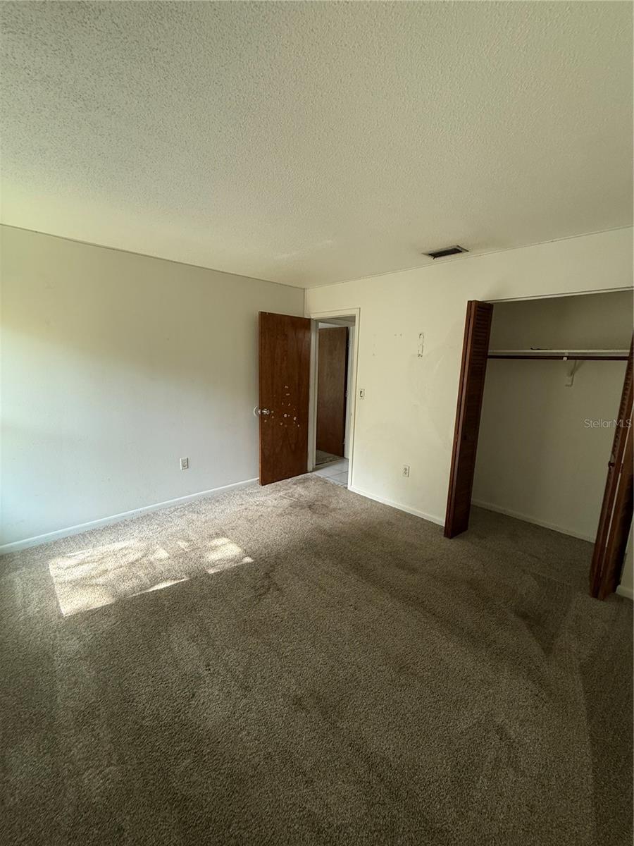 Image 11 of 13 For 1837 Royalview Drive A