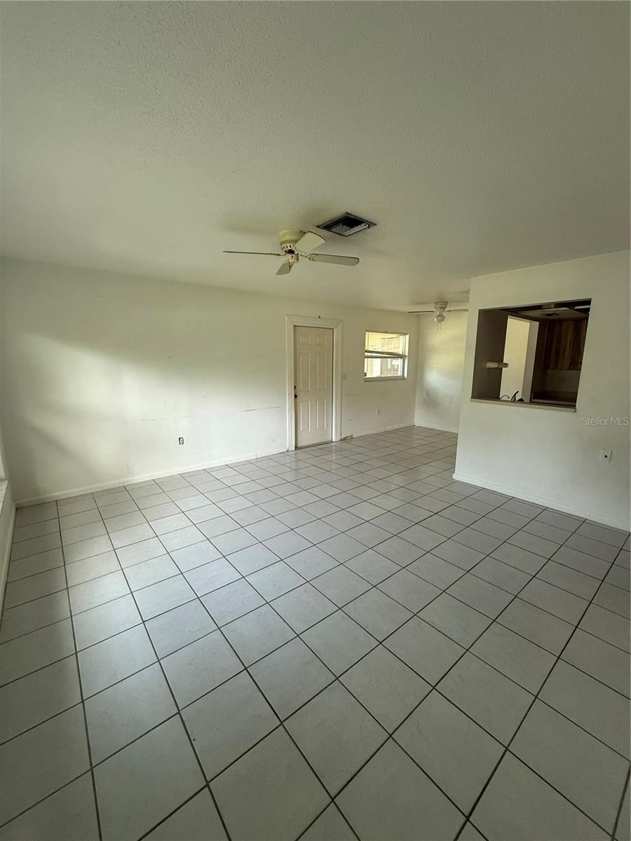 Image 13 of 13 For 1837 Royalview Drive A