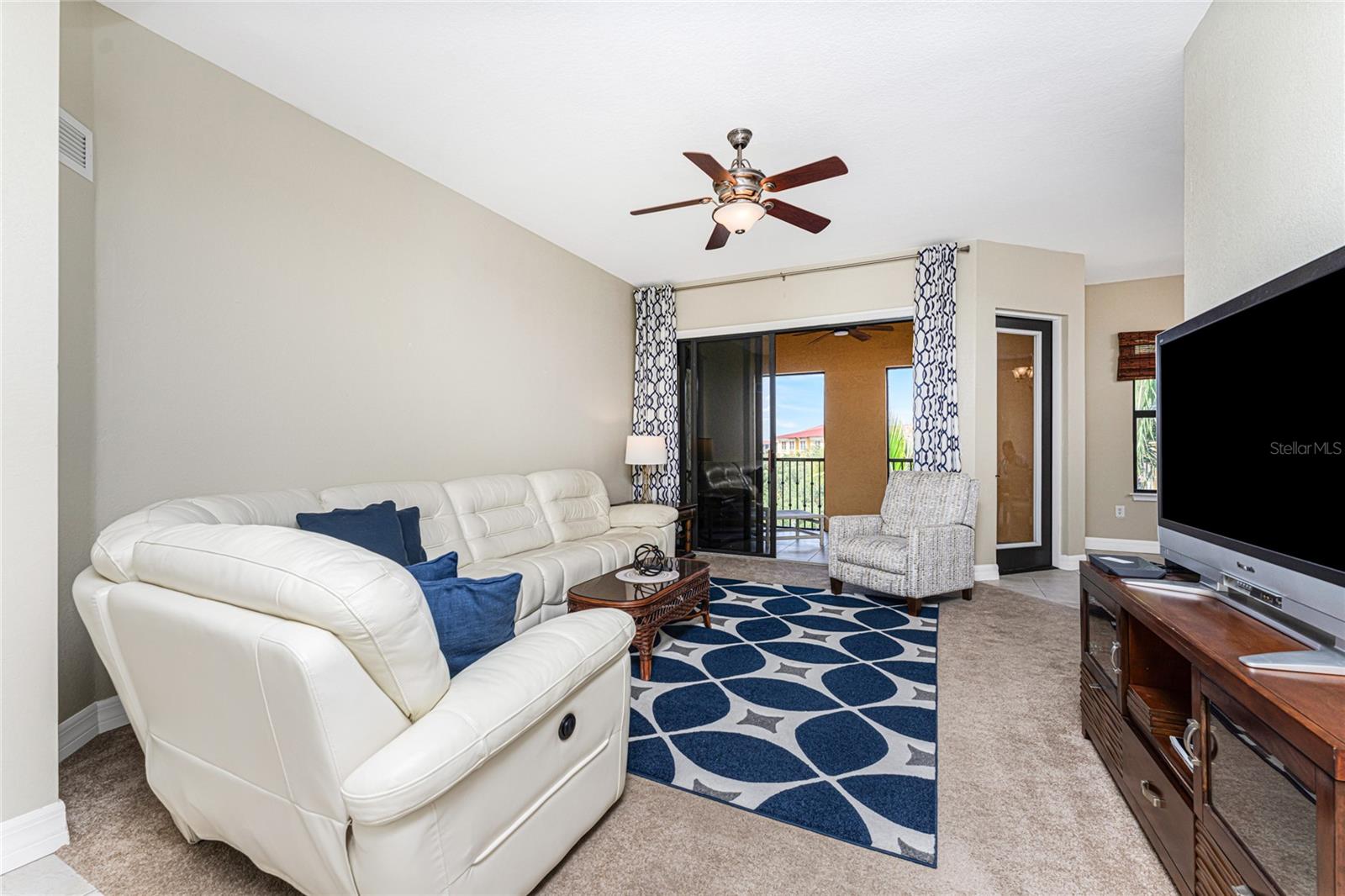Image 4 of 78 For 97 Vivante Boulevard 404