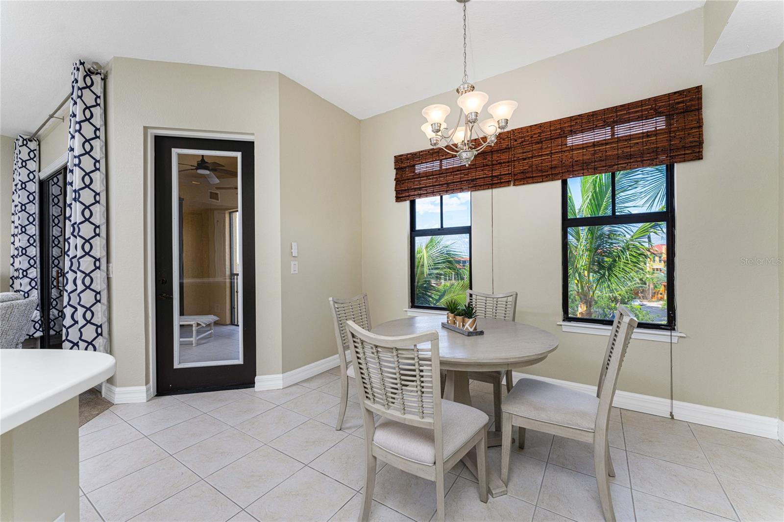 Image 6 of 78 For 97 Vivante Boulevard 404