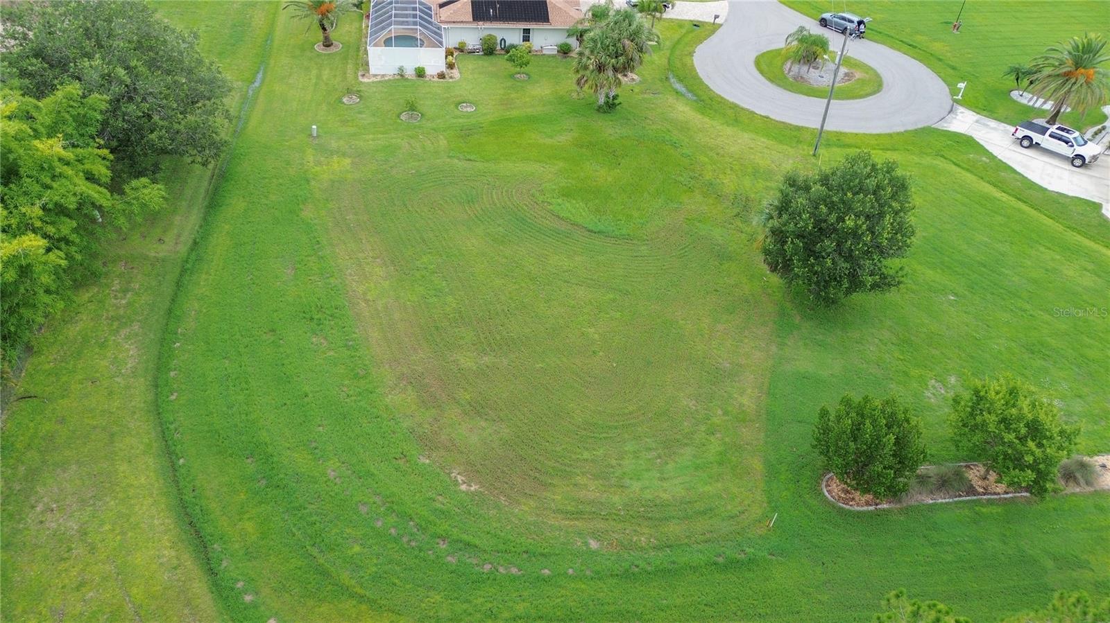 Image 2 of 14 For 481 Guyana Street