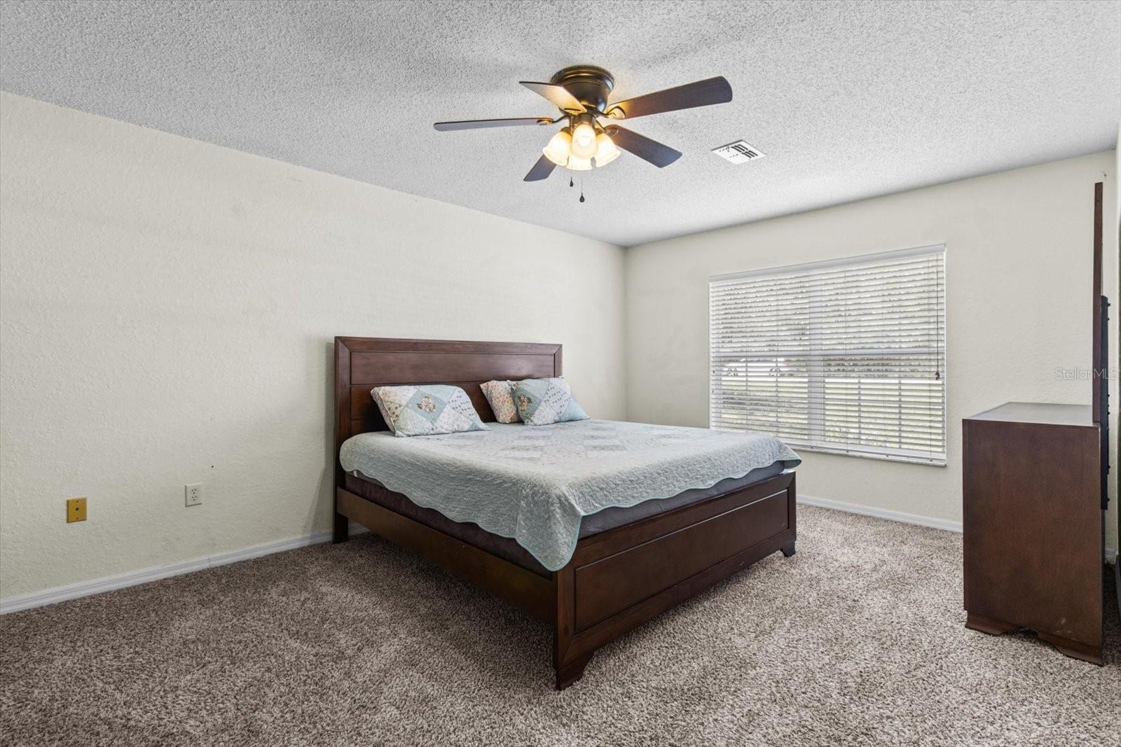 Listing photo id 13 for 16038 Malden Road