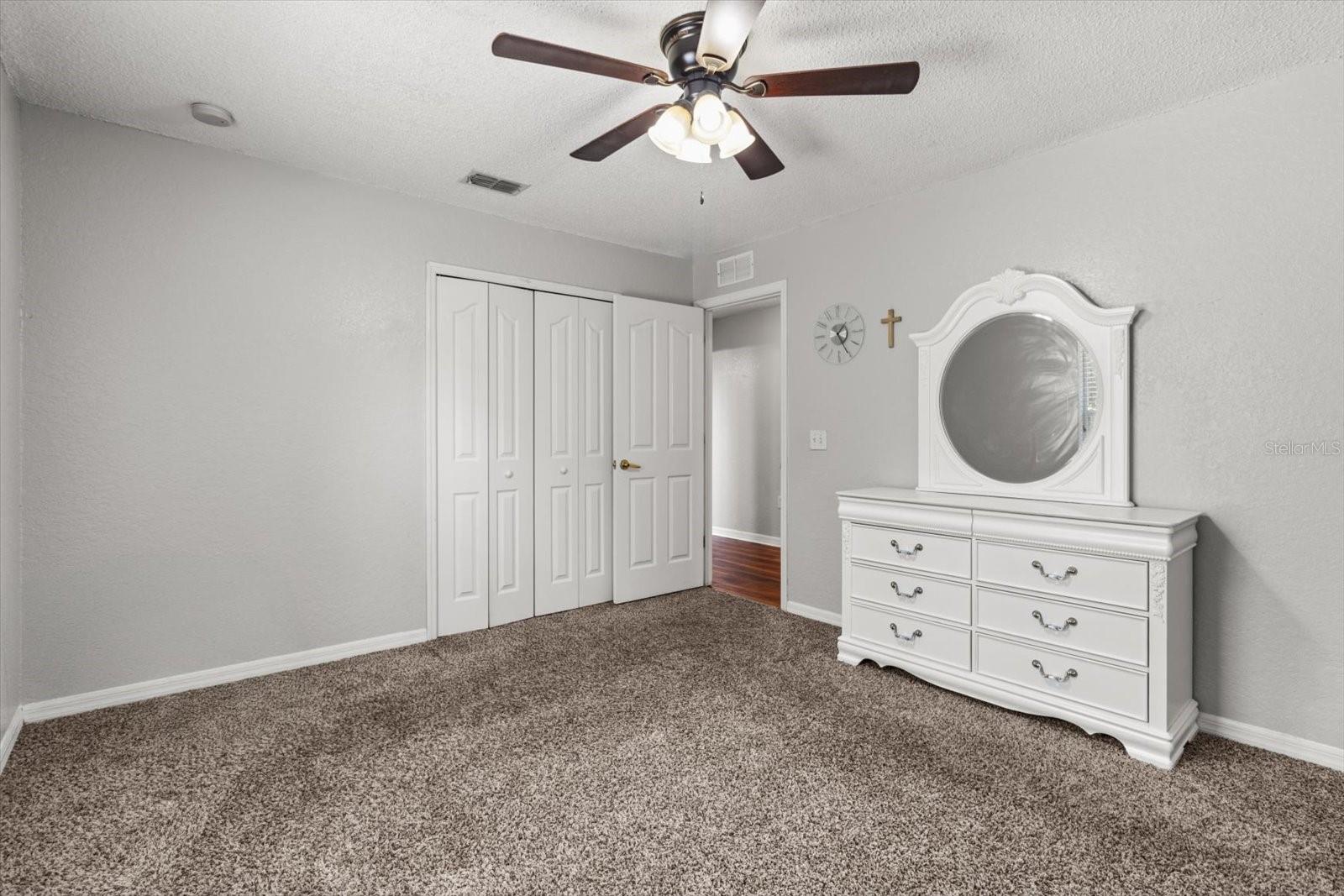 Listing photo id 17 for 16038 Malden Road
