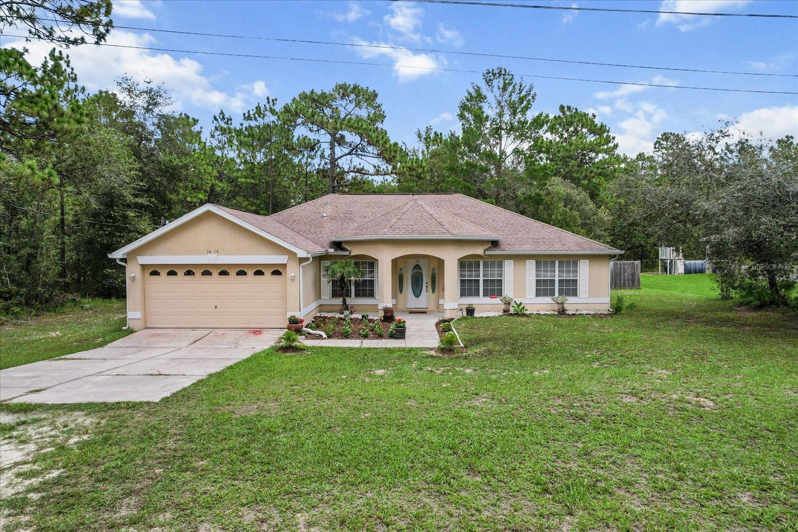 Listing photo id 29 for 16038 Malden Road