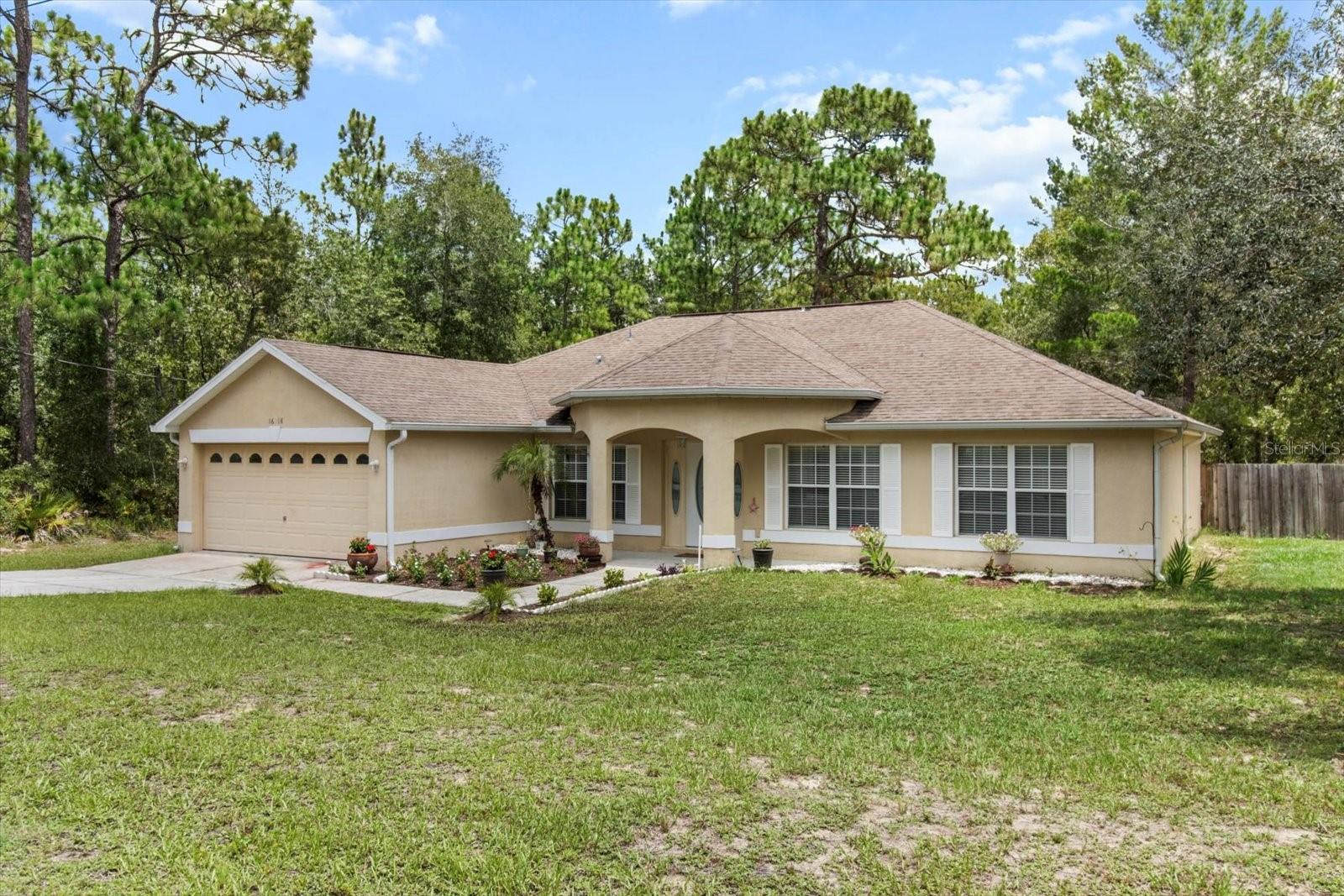 Listing photo id 31 for 16038 Malden Road