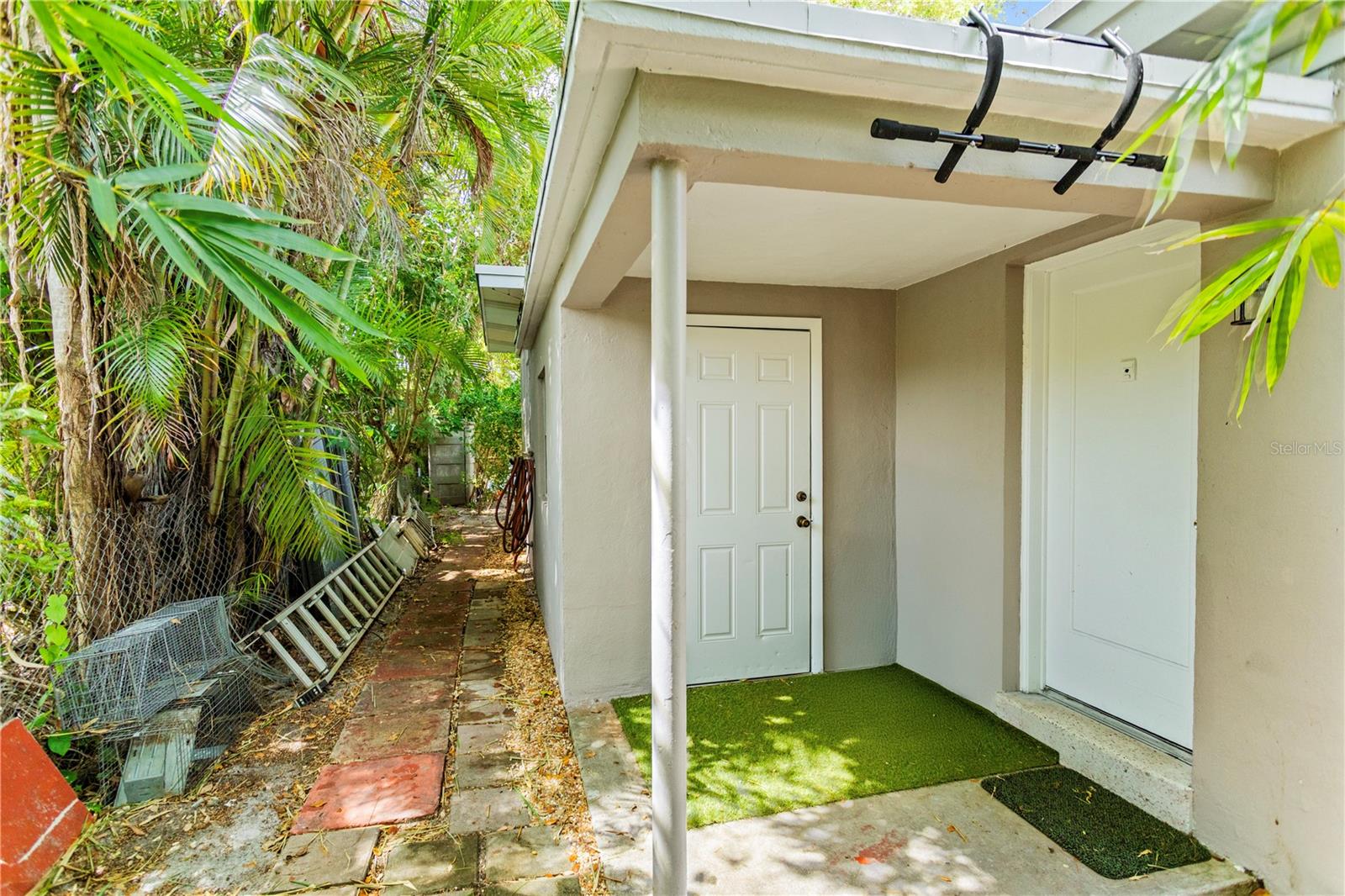 Image 13 of 49 For 917 26th Avenue