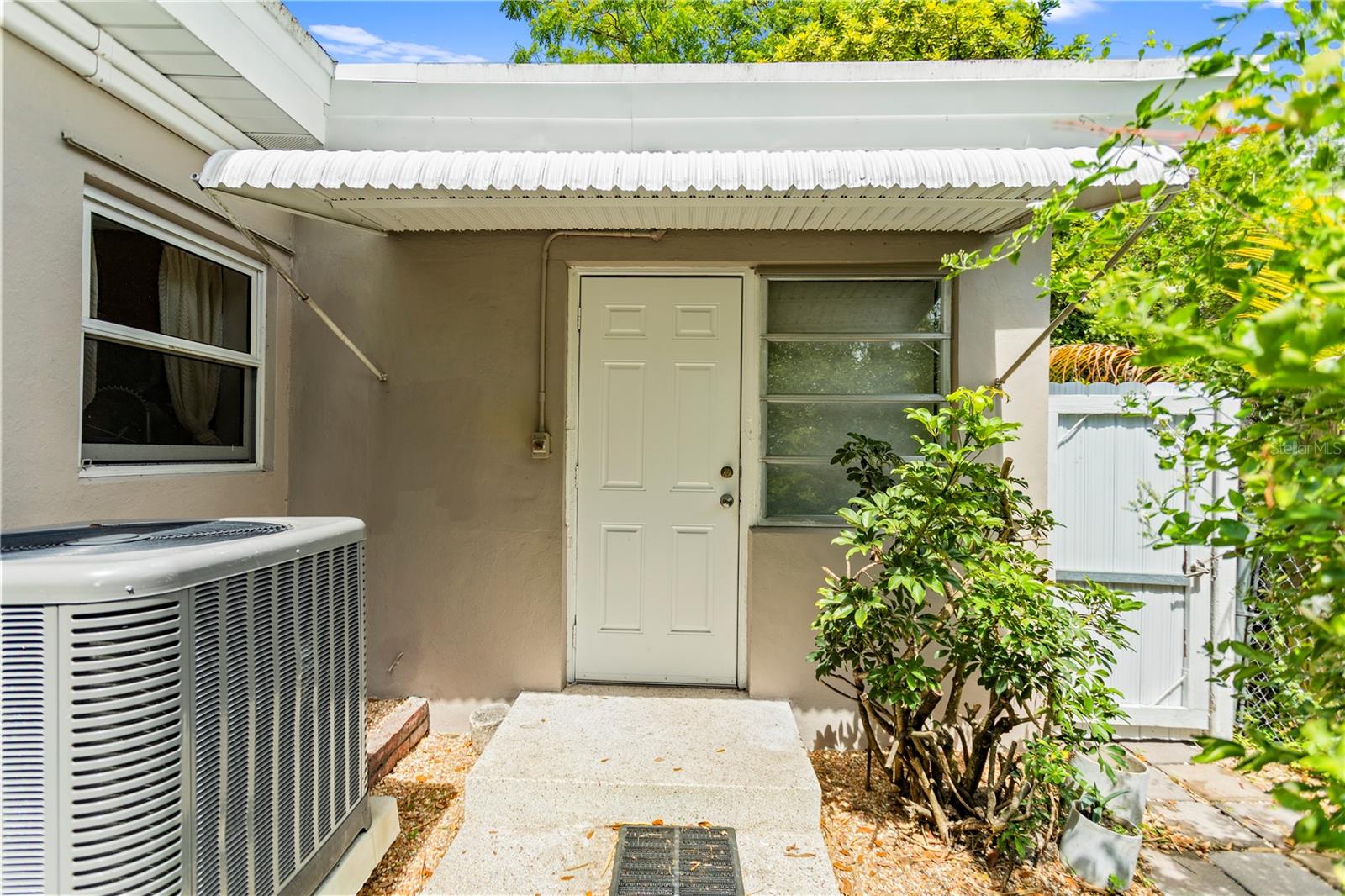 Image 14 of 49 For 917 26th Avenue