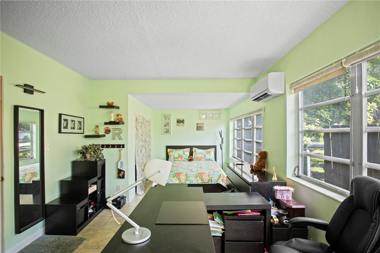 Image 15 of 49 For 917 26th Avenue