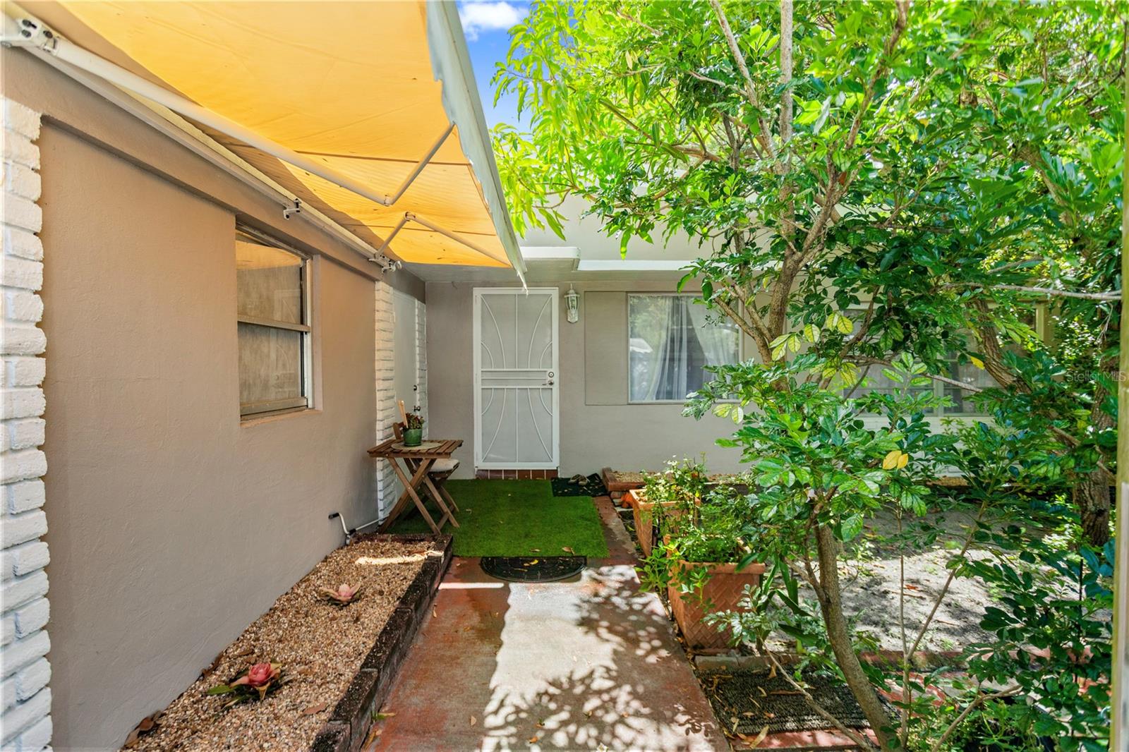 Image 6 of 49 For 917 26th Avenue