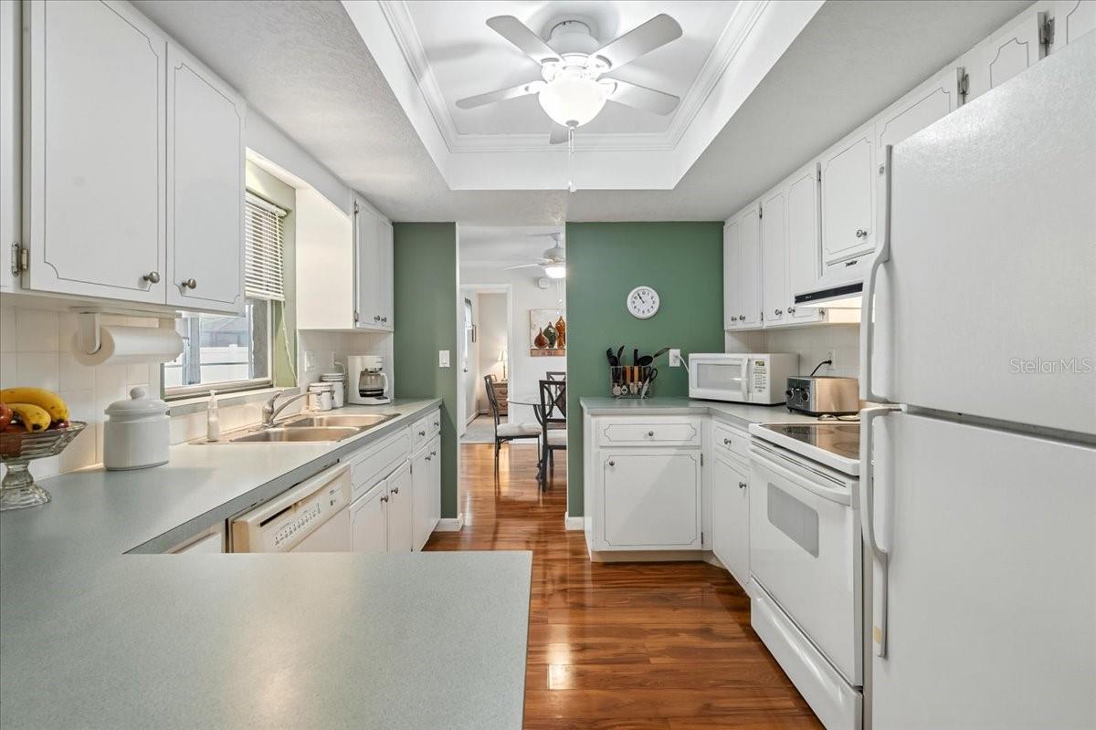 Image 16 of 39 For 2325 Linton Lane