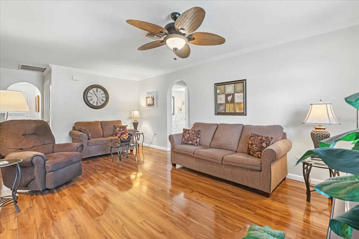 Image 20 of 39 For 2325 Linton Lane