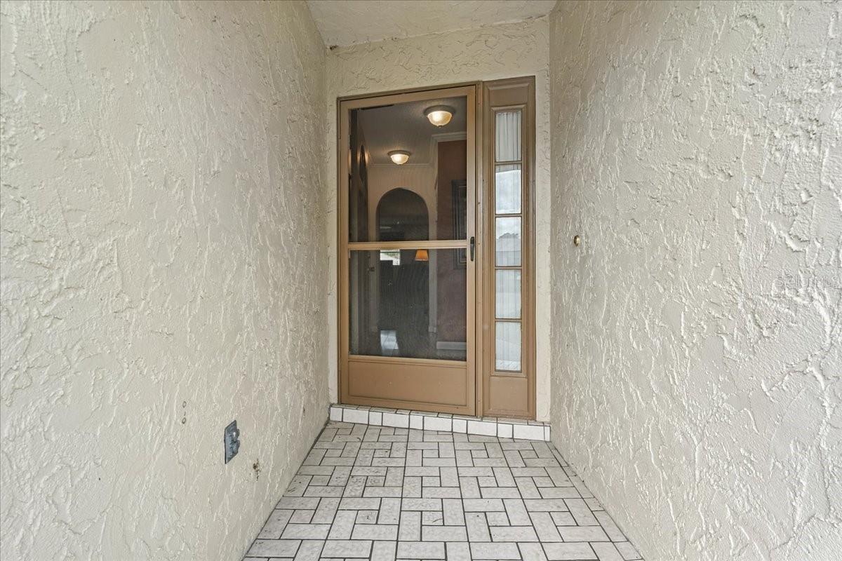 Image 4 of 39 For 2325 Linton Lane