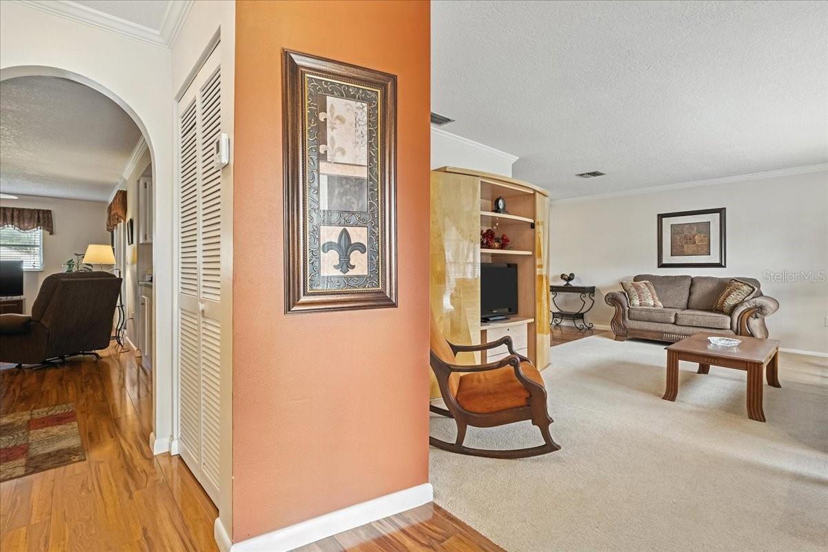 Image 5 of 39 For 2325 Linton Lane