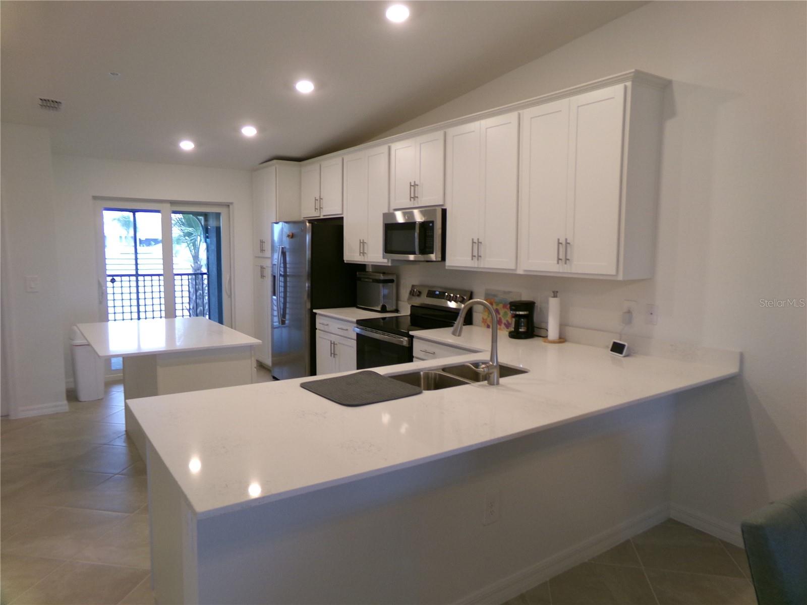 Image 4 of 49 For 17535 Opal Sand Drive 205