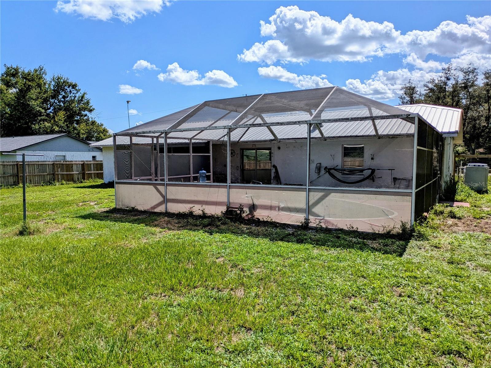 Image 4 of 13 For 2848 Norman Avenue